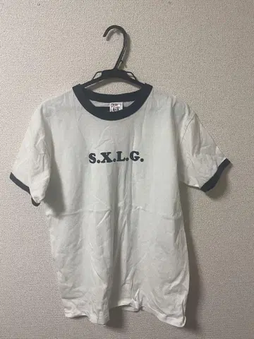 SIXLOUNGE 링거 T셔츠