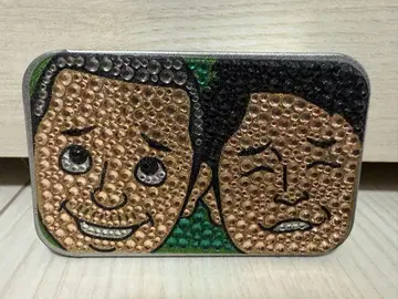 비즈 장식 캐릭터 케이스