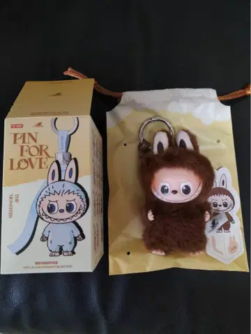 러브브 핀 for love 알파벳 봉제 인형 펜던트
