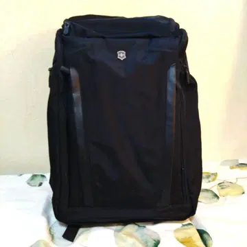 빅토리녹스 플립탑 노트북 백팩 26L
