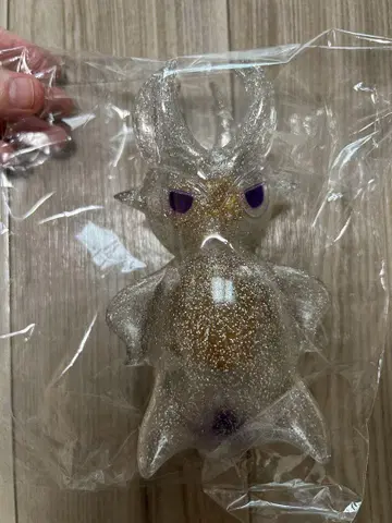 바칼콘 클리어 라메 소프트 비닐 피규어