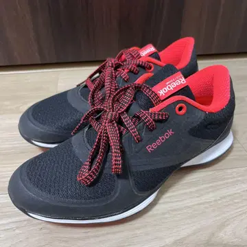 컨디션 최상! 리복 이지톤 스니커즈 23.5cm