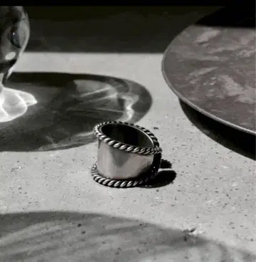 소와리 Twist Short ring