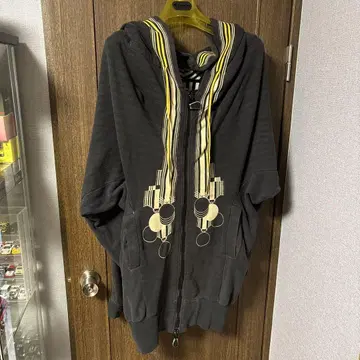 베른하르트 빌헬름 후드티