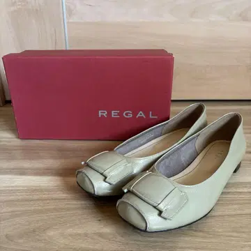 REGAL 펌프스