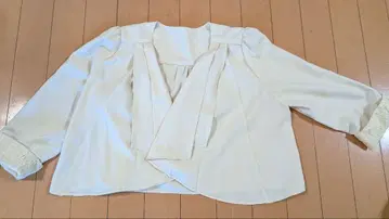 레이스 장식 자켓 아이보리 M 사이즈