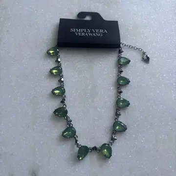 VERA WANG 목걸이 미사용 새상품
