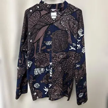 Sousou 입술 카라 통소매 셔츠 헤이안 사신 짙은 네이비