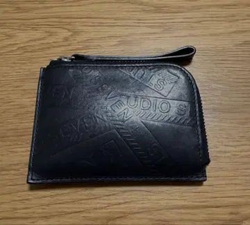 studioseven Caution Leather Wallet