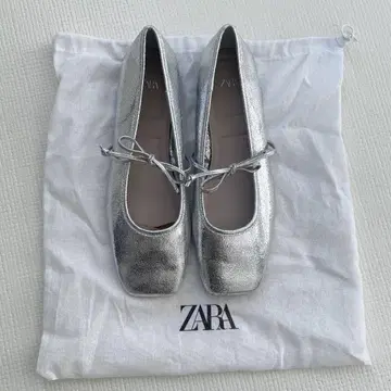 새상품 ZARA 플랫슈즈 리본 스퀘어토 37