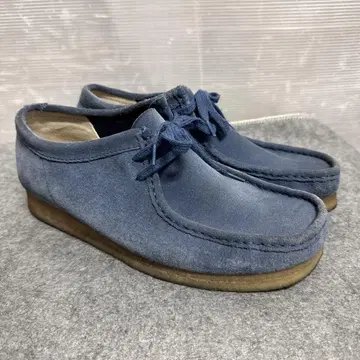 Clarks Originals 블루 로퍼 모카신 왈라비