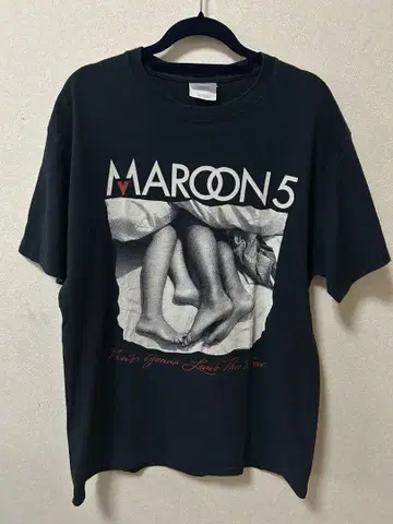 MAROON 티셔츠