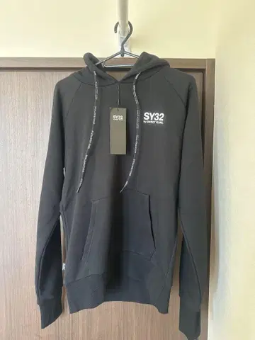 SY32 후드티