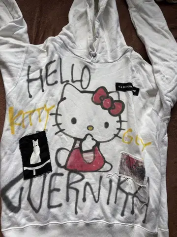 레어 guernika Hello Kitty 후드티 X-LARGE