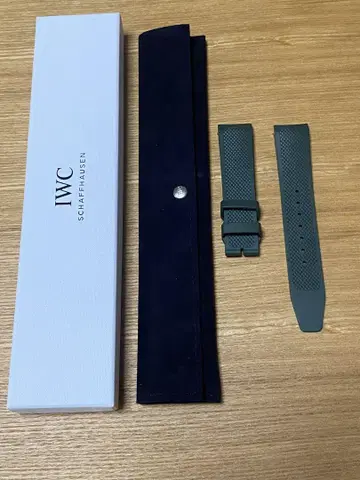 IWC 고무 벨트 포르투기저 크로노그래프용 올리브 그린