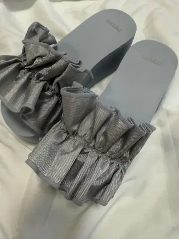 snidel 프릴 비치 샌들 M 사이즈