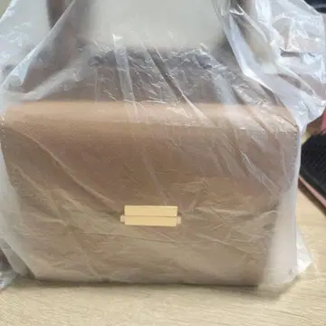 베이지 가죽 숄더백