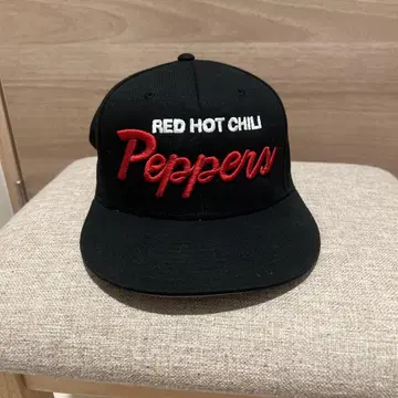 RED HOT CHILI PEPPERS 스냅백 캡