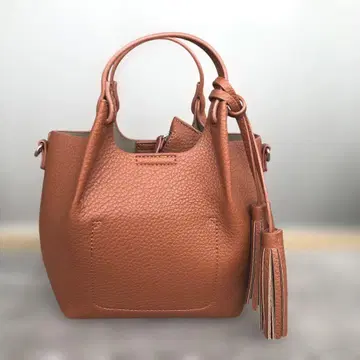 오렌지 태슬 백 파우치 포함