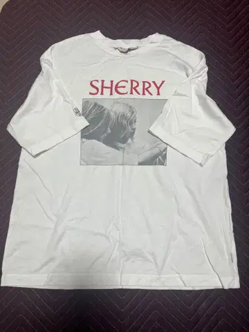 SHERRY 프린트 화이트 T셔츠