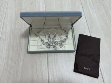 에메 롱 드레스 목걸이 귀걸이 세트