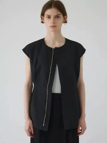 RIM.ARK Vest like tops