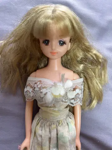 타카라 제니 인형