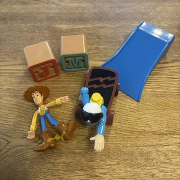 Hasbro 디즈니 픽사 우디 롤러 밥 액션 피규어