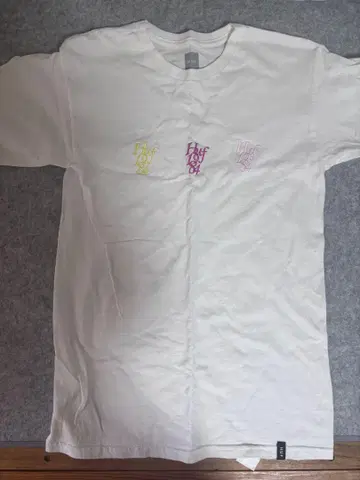 HUF 티셔츠
