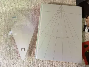 BTS MAP OF THE SOUL ON:E PHOTOBOOK