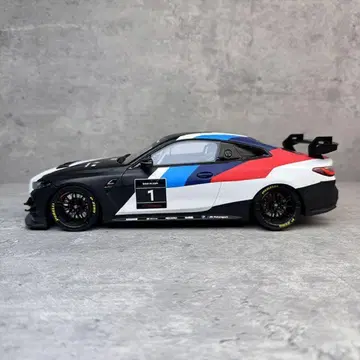 OTTO 1/18 BMW M4 GT4 모델카 OT1228