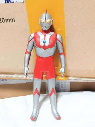 462 울트라맨 전체 길이 16cm 소프트 비닐 피규어