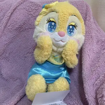귀여운 봉제 인형 옐로우 컬러와 파란색
