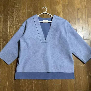 [ jouetie ] V넥 컷오프 풀오버