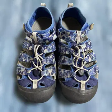 KEEN 킨 스포츠 샌들 24.5cm