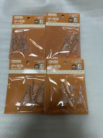 넨도로이드용 이젤 4개입