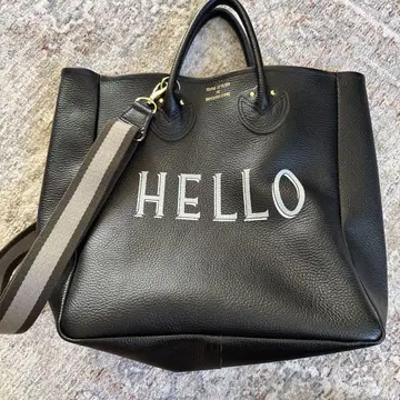 [ 새상품급 영앤올슨 ] 별주 스트랩 포함 HELLO 백