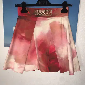 미사용 새상품 택 포함 엘리자베타 프란키 플레어 스커트