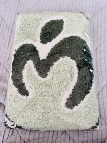Mrs. GREEN APPLE 러그 매트