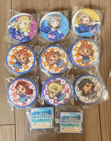 Aqours 캔뱃지 모음