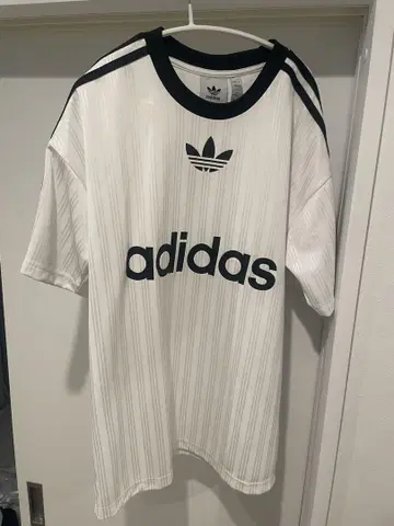 adidas 화이트 스트라이프 게임 셔츠
