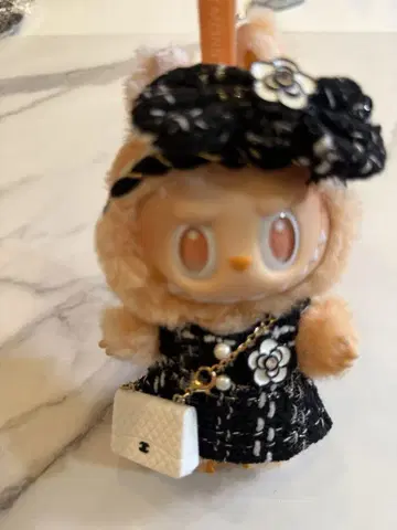 LABUBU 라브부 17cm 옷 갈아입기 화이트 백 3종 세트