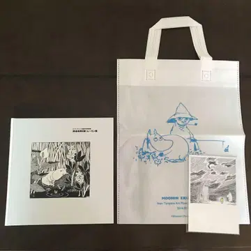 MOOMIN전 기념 도서와 백, 엽서 세트