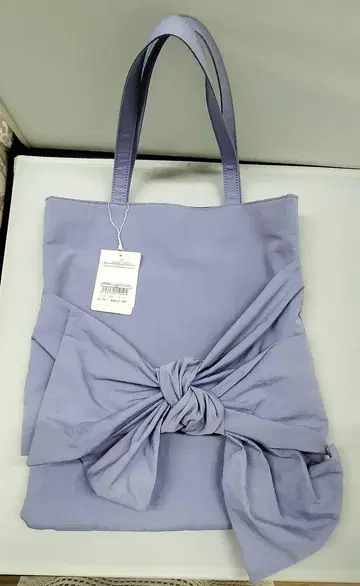 [ 새상품 ] SMIRNASLI 볼륨 리본 토트백