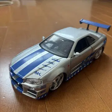 JADA TOYS 1/24 닛산 스카이라인 GT-R R34