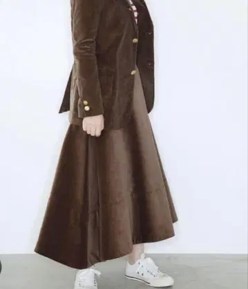 매디슨 블루 코듀로이 스커트