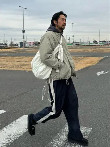 키시 유타 착용 ] [ etsinta ] 리메이크 슬랙스 팬츠 레어