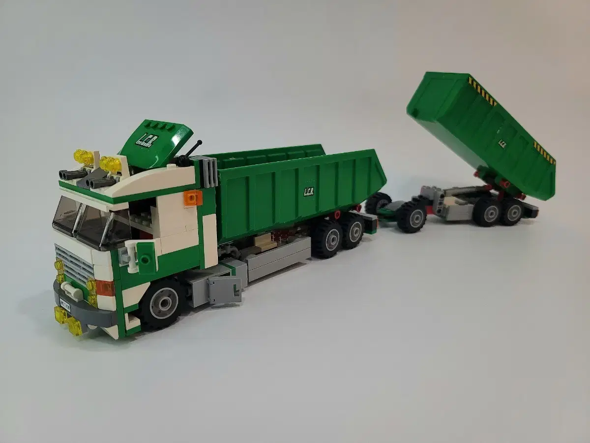 Old Lego City 7998 Classic Truck