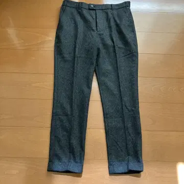 BEAMS 울 슬랙스