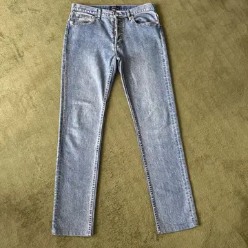 A.P.C Petit new standard 남성용 29인치